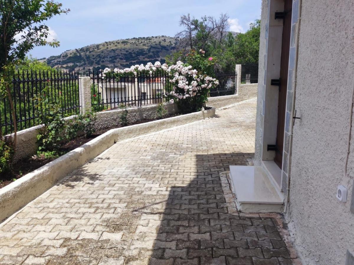 Fioravante Argostoli  Bagian luar foto